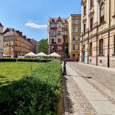 Old Town Wiezienna By Renters *