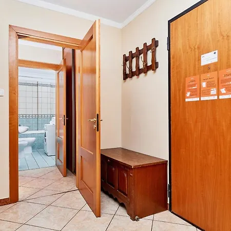 Old Town Wiezienna By Renters דירה