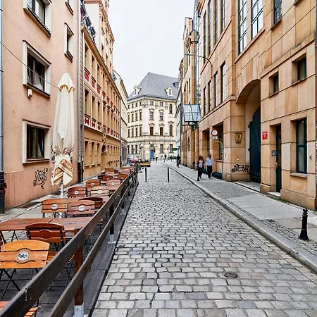 Old Town Wiezienna By Renters
